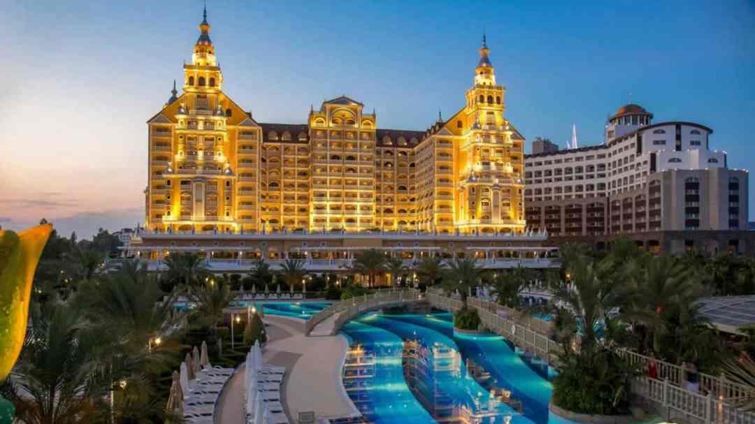 Holiday Palace Hotel & Resort luôn là một điểm đến của những người yêu casino